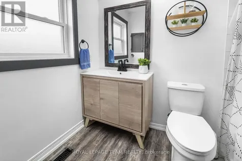29 Grenadier Way Ottawa ON K2J 4L3
