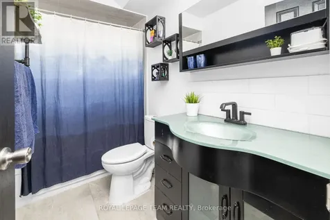 29 Grenadier Way Ottawa ON K2J 4L3