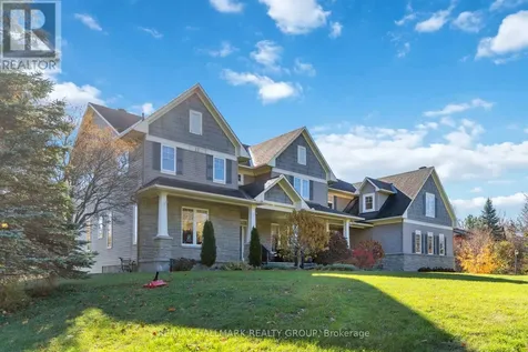 137 Goodman Drive Ottawa ON K2W 1C7