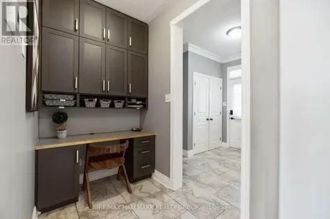 137 Goodman Drive Ottawa ON K2W 1C7