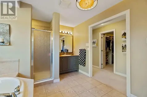 137 Goodman Drive Ottawa ON K2W 1C7