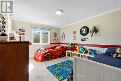 137 Goodman Drive Ottawa ON K2W 1C7