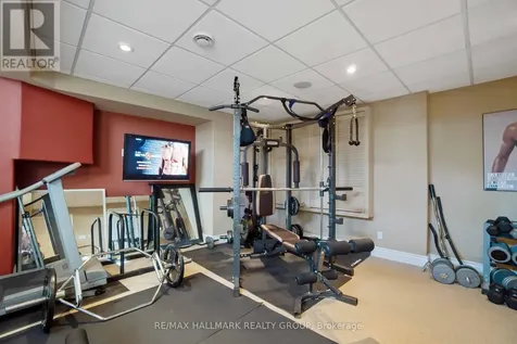 137 Goodman Drive Ottawa ON K2W 1C7