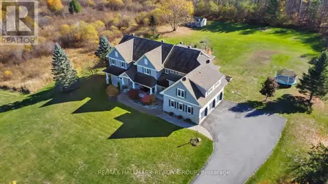 137 Goodman Drive Ottawa ON K2W 1C7