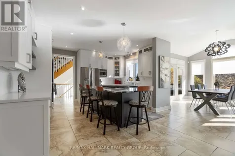 137 Goodman Drive Ottawa ON K2W 1C7