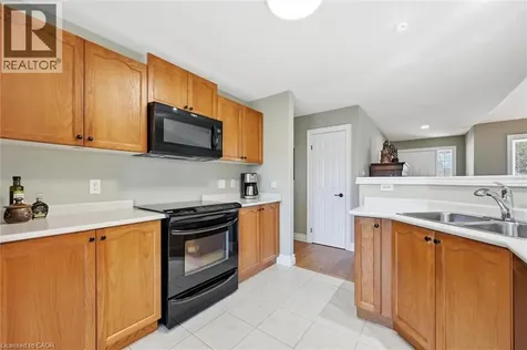 15 Bayshore Court Port Dover ON N0A 1N7