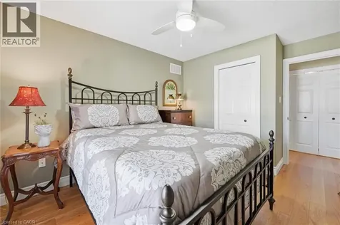 15 Bayshore Court Port Dover ON N0A 1N7