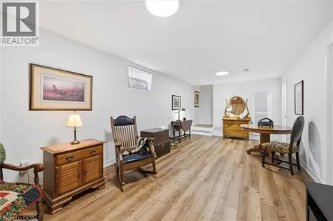 15 Bayshore Court Port Dover ON N0A 1N7