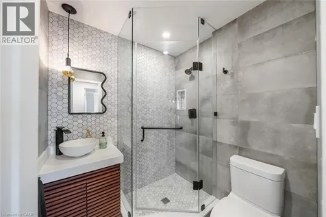 50 Old Mill Road Oakville ON L6J 7W1