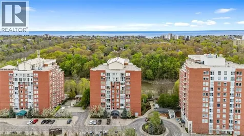 50 Old Mill Road Oakville ON L6J 7W1