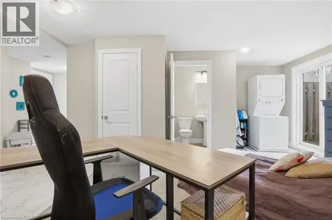 60 Elmsdale Drive Kitchener ON N2E 2G4
