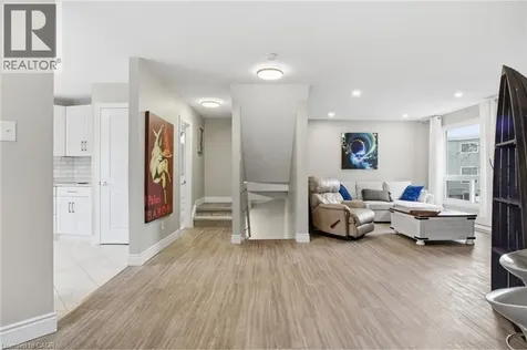 60 Elmsdale Drive Kitchener ON N2E 2G4