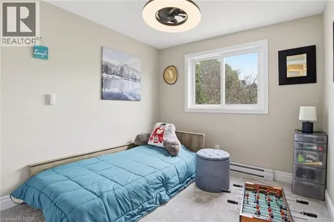60 Elmsdale Drive Kitchener ON N2E 2G4