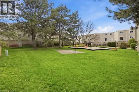 60 Elmsdale Drive Kitchener ON N2E 2G4
