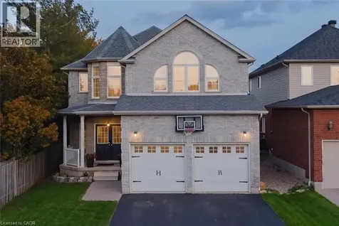 606 Doon South Drive Kitchener ON N2P 2X4