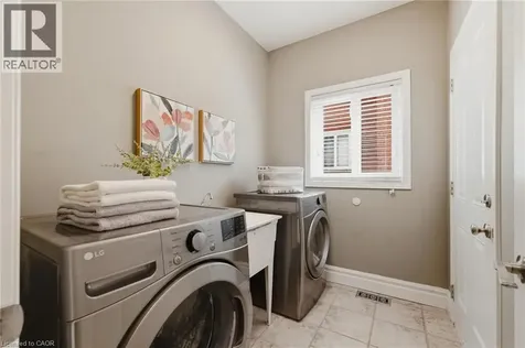 606 Doon South Drive Kitchener ON N2P 2X4
