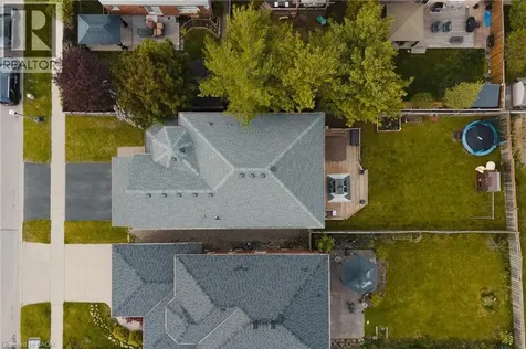606 Doon South Drive Kitchener ON N2P 2X4