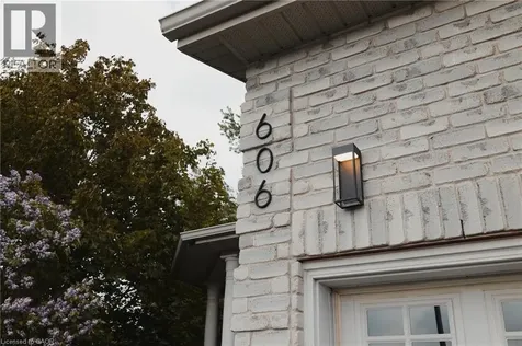606 Doon South Drive Kitchener ON N2P 2X4