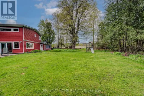 536 11th Con Road East Hamilton ON L8B 1J1