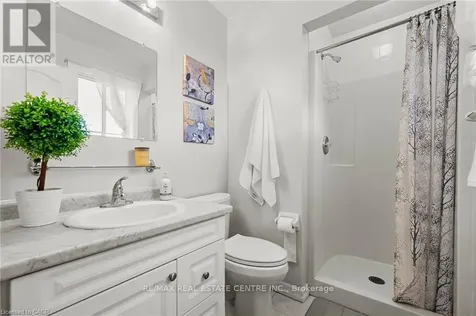 444 Burnett Avenue Cambridge ON N1T 1L3