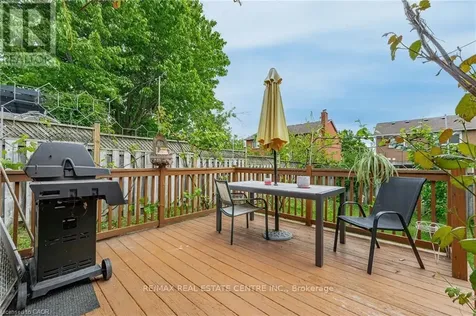 444 Burnett Avenue Cambridge ON N1T 1L3