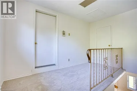 39 Chester Road Stoney Creek ON L8E 1X8