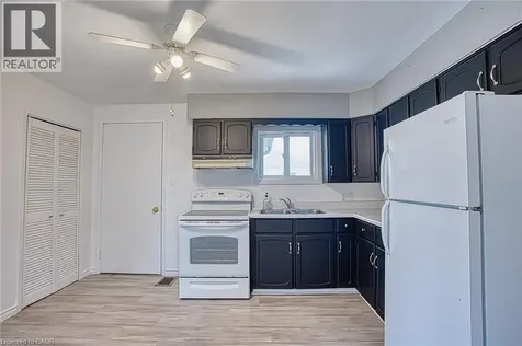 39 Chester Road Stoney Creek ON L8E 1X8