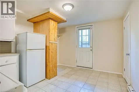 39 Chester Road Stoney Creek ON L8E 1X8