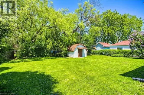 39 Chester Road Stoney Creek ON L8E 1X8