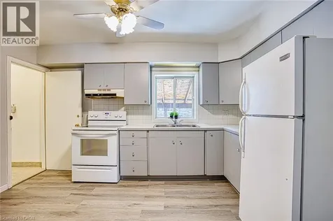 39 Chester Road Stoney Creek ON L8E 1X8