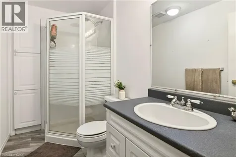 31 Kinross Street Caledonia ON N3W 1J7