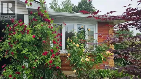 31 Kinross Street Caledonia ON N3W 1J7