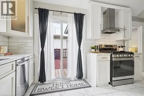 32 Allan Avenue Hamilton ON L8H 2C9
