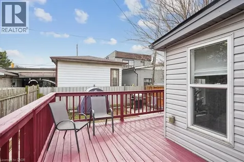 32 Allan Avenue Hamilton ON L8H 2C9
