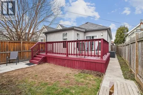32 Allan Avenue Hamilton ON L8H 2C9