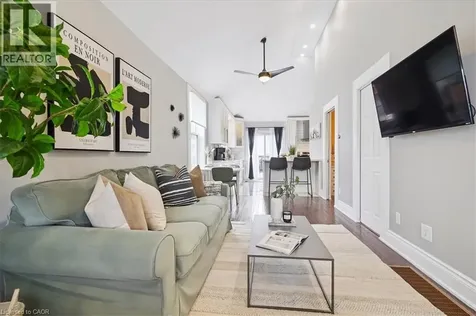 32 Allan Avenue Hamilton ON L8H 2C9