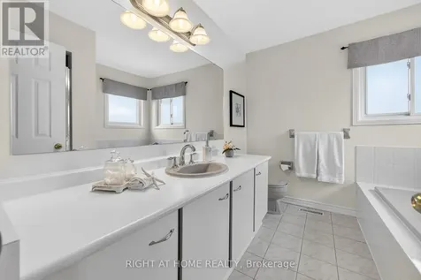 17 Eaton Street Halton Hills (georgetown) ON L7G 5L4
