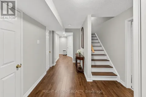 17 Eaton Street Halton Hills (georgetown) ON L7G 5L4