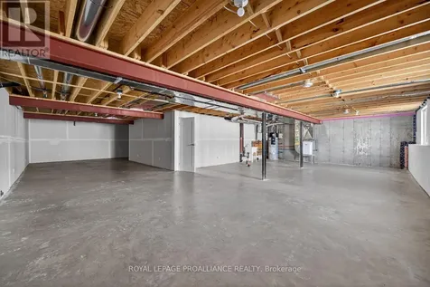 9 Ben Tekamp Terrace Brockville ON K0E 0E8