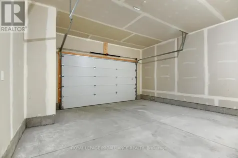 9 Ben Tekamp Terrace Brockville ON K0E 0E8