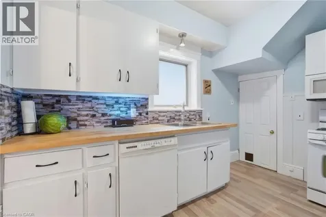 572 Downie Street Stratford ON N5A 1Y4