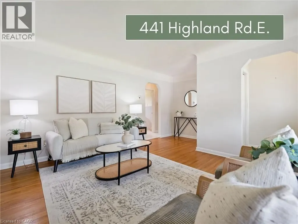 441 Highland Road East Kitchener ON N2M 3W8