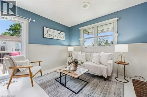 441 Highland Road East Kitchener ON N2M 3W8
