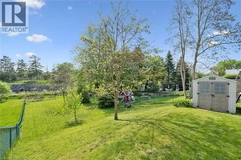 441 Highland Road East Kitchener ON N2M 3W8