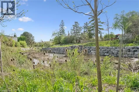 441 Highland Road East Kitchener ON N2M 3W8