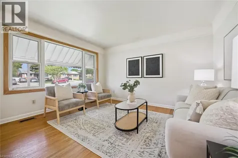 441 Highland Road East Kitchener ON N2M 3W8