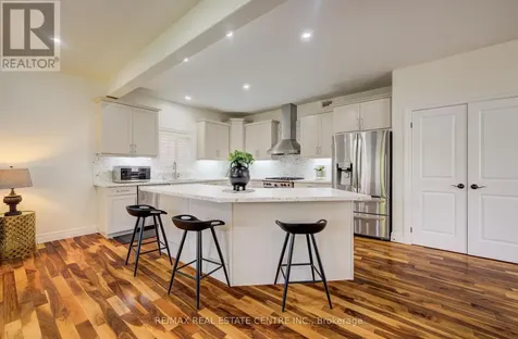 10 Deer Creek Street Kitchener ON N2A 0E7