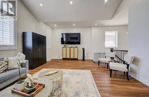 10 Deer Creek Street Kitchener ON N2A 0E7