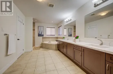 10 Deer Creek Street Kitchener ON N2A 0E7