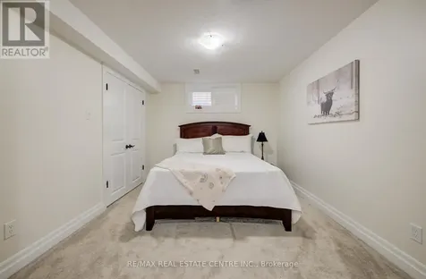 10 Deer Creek Street Kitchener ON N2A 0E7